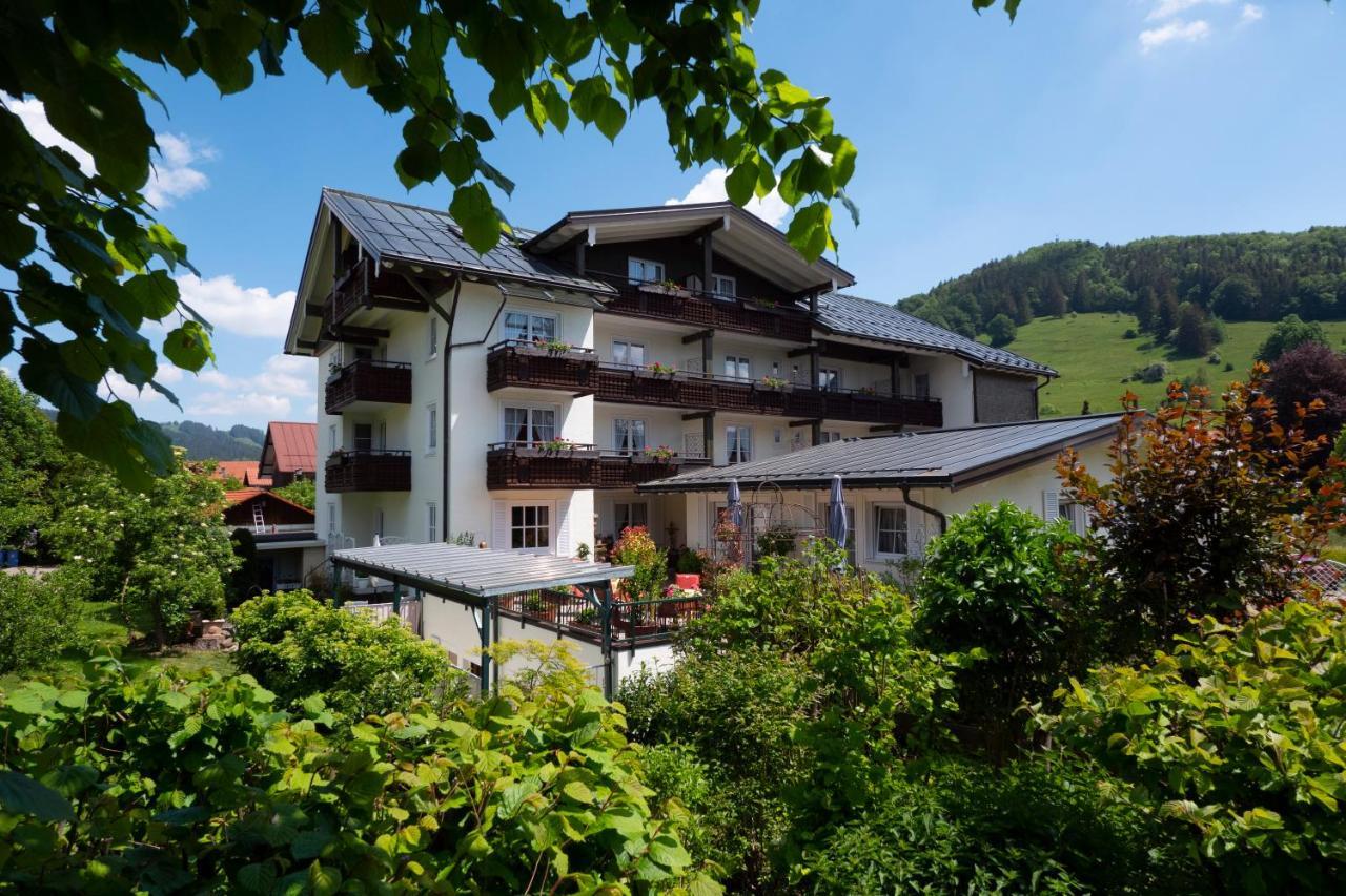 Hotel Allgaeuer Hof Oberstaufen Exterior photo